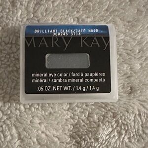 Mary Kay Brilliant Black Mineral Eyeshadow